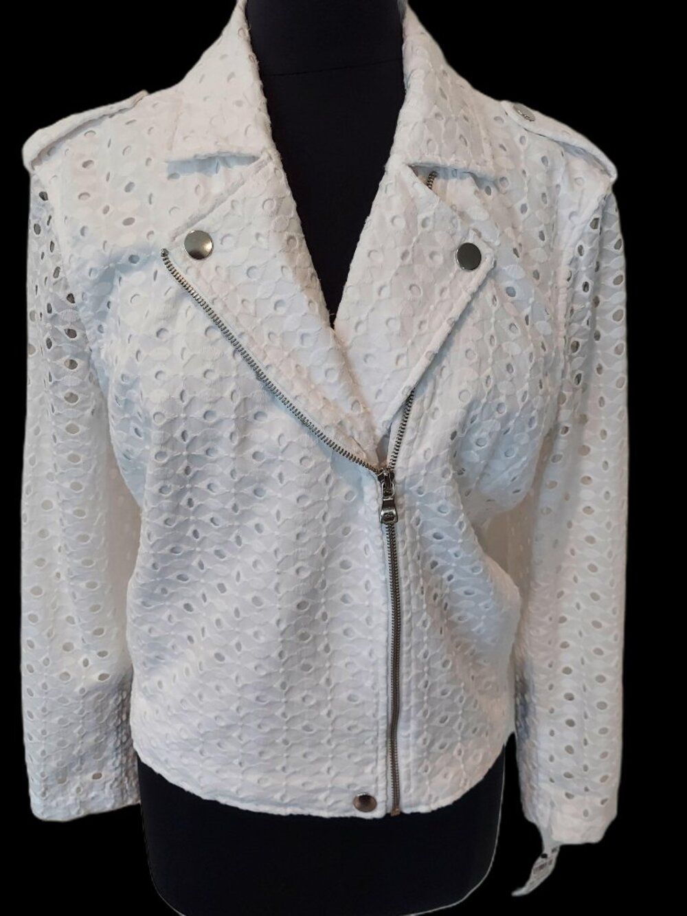 INC International Concepts White Eyelet Moto Jacket. SZ XL. Shell 100% Cotton